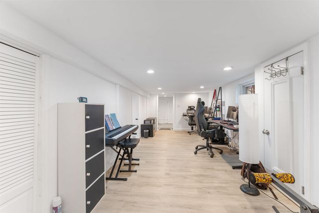 32 ARLINGTON BLVD, North Arlington, NJ 07031