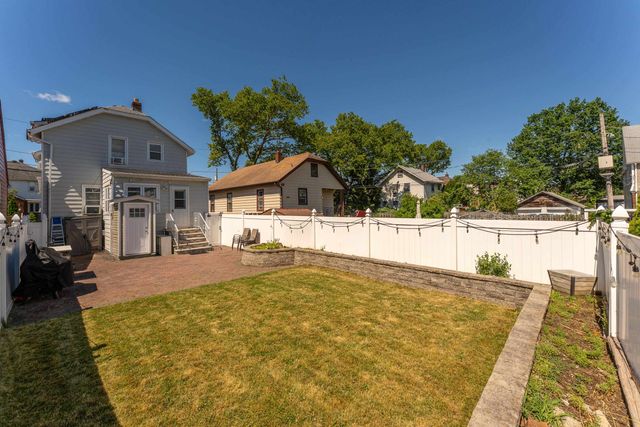 32 ARLINGTON BLVD, North Arlington, NJ 07031