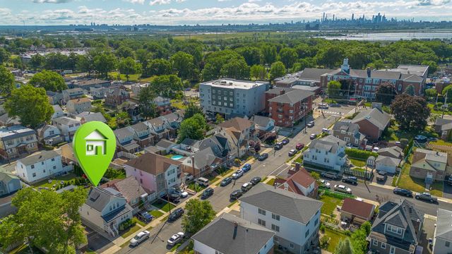 32 ARLINGTON BLVD, North Arlington, NJ 07031