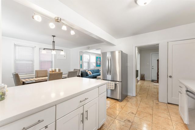 32 ARLINGTON BLVD, North Arlington, NJ 07031