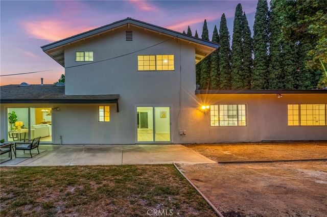 19261 Brae, Santa Ana, CA 92705