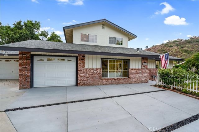 19261 Brae, Santa Ana, CA 92705