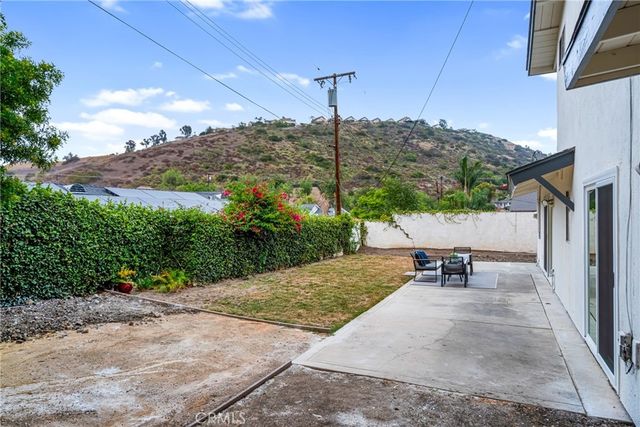 19261 Brae, Santa Ana, CA 92705