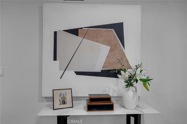 19261 Brae, Santa Ana, CA 92705