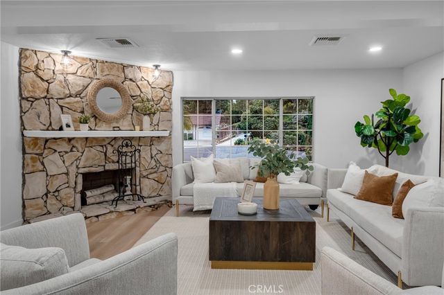 19261 Brae, Santa Ana, CA 92705