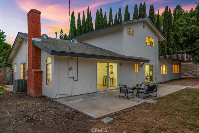 19261 Brae, Santa Ana, CA 92705