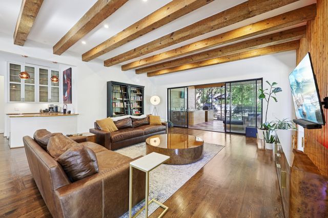 8635 San Leandro Drive, Dallas, TX 75218