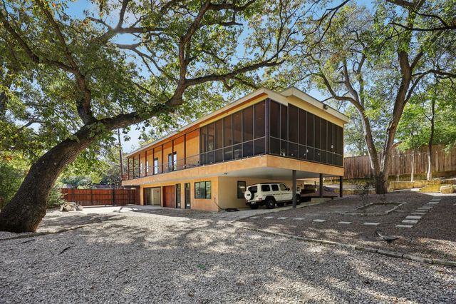 8635 San Leandro Drive, Dallas, TX 75218