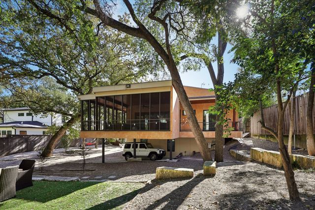 8635 San Leandro Drive, Dallas, TX 75218