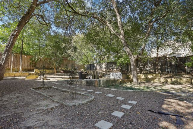 8635 San Leandro Drive, Dallas, TX 75218