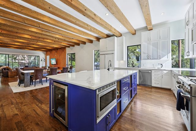 8635 San Leandro Drive, Dallas, TX 75218