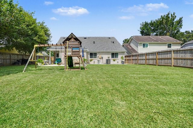502 Magnolia Circle, League City, TX 77573