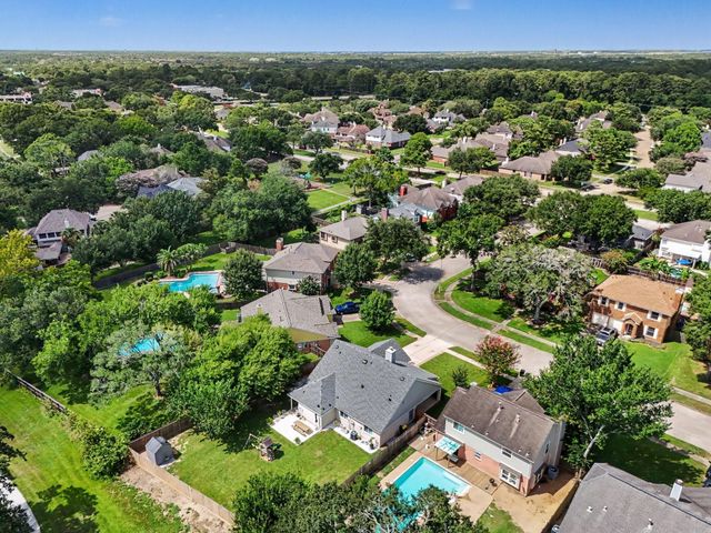 502 Magnolia Circle, League City, TX 77573