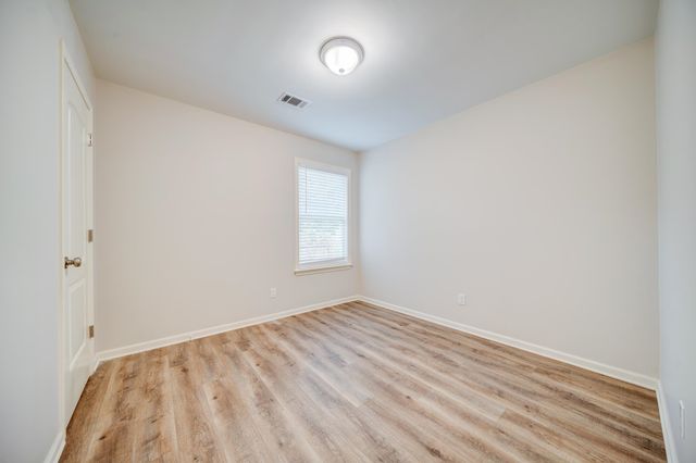 5030 BRECKENWOOD DR, Memphis, TN 38127