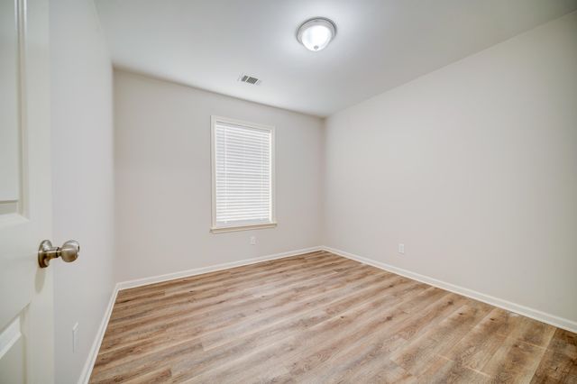5030 BRECKENWOOD DR, Memphis, TN 38127