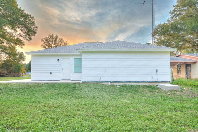 5030 BRECKENWOOD DR, Memphis, TN 38127