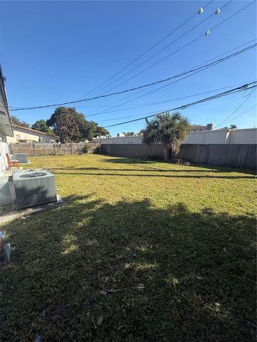 310 NE 38th St, Deerfield Beach, FL 33064