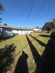 310 NE 38th St, Deerfield Beach, FL 33064