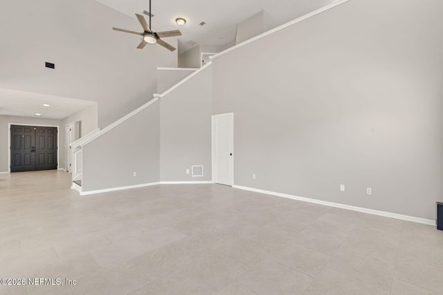 811 HICKORY KNOLLS Drive, Green Cove Springs, FL 32043