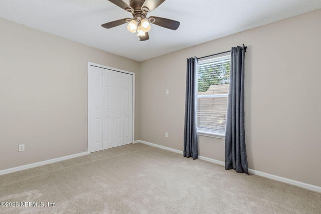 811 HICKORY KNOLLS Drive, Green Cove Springs, FL 32043