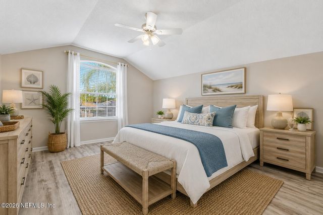 811 HICKORY KNOLLS Drive, Green Cove Springs, FL 32043
