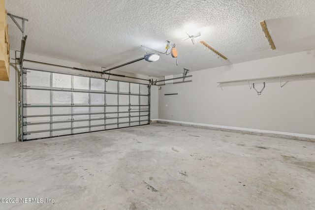 811 HICKORY KNOLLS Drive, Green Cove Springs, FL 32043