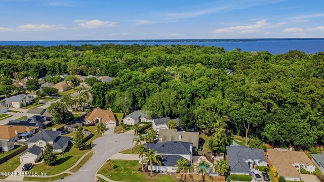 811 HICKORY KNOLLS Drive, Green Cove Springs, FL 32043