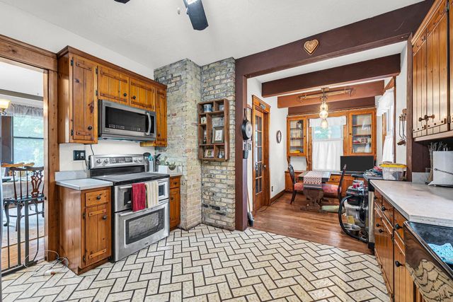 6800 Northwestern AVENUE, Racine, WI 53406