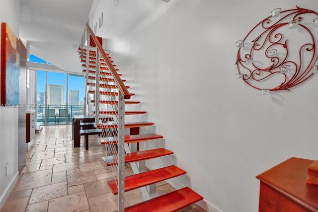 690 SW 1st Court 2707, Miami, FL 33130
