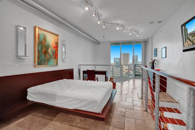 690 SW 1st Court 2707, Miami, FL 33130