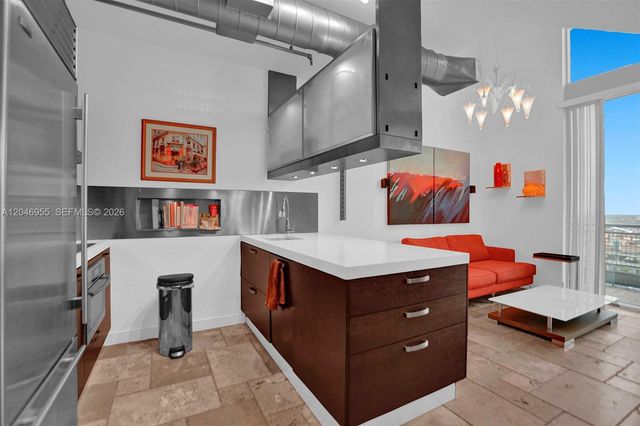690 SW 1st Court 2707, Miami, FL 33130