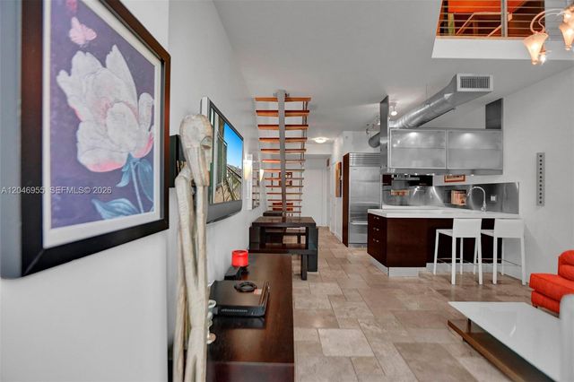 690 SW 1st Court 2707, Miami, FL 33130