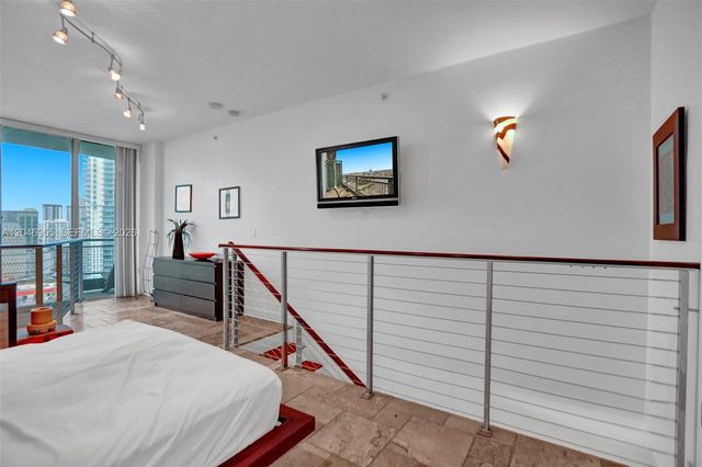 690 SW 1st Court 2707, Miami, FL 33130