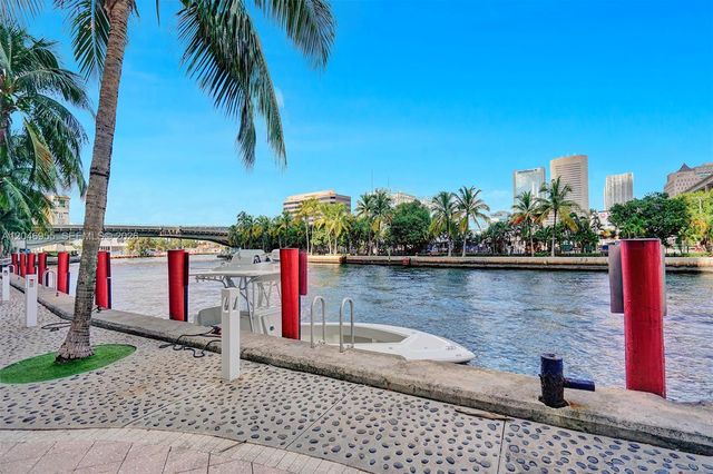 690 SW 1st Court 2707, Miami, FL 33130