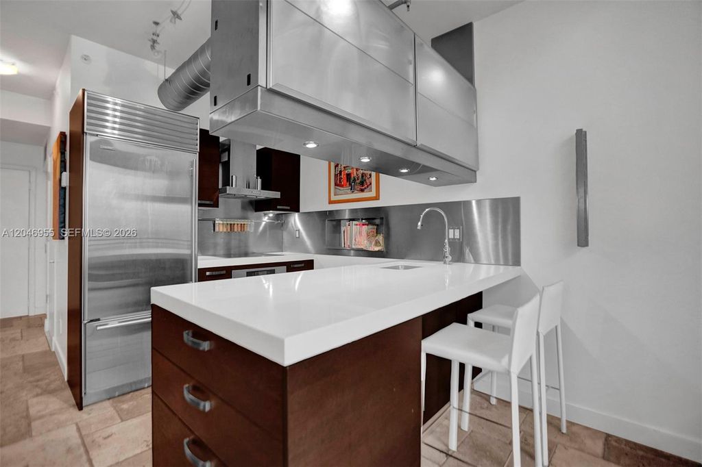 690 SW 1st Court 2707, Miami, FL 33130