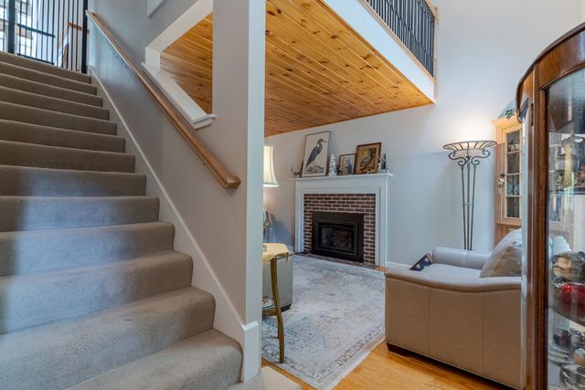 59 Stratham Green Road, Stratham, NH 03885