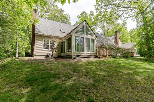 59 Stratham Green Road, Stratham, NH 03885