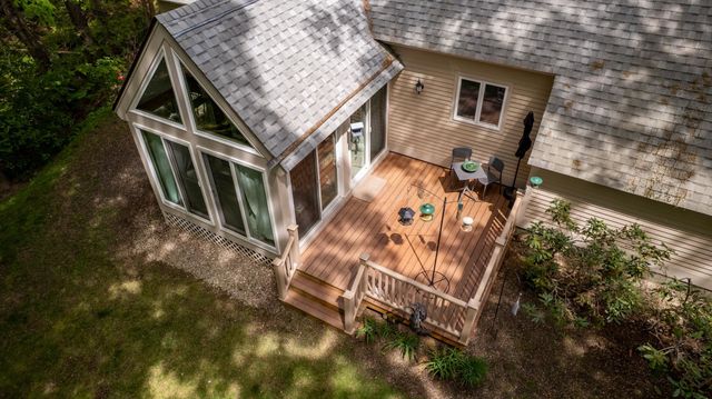 59 Stratham Green Road, Stratham, NH 03885