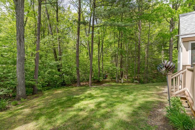 59 Stratham Green Road, Stratham, NH 03885