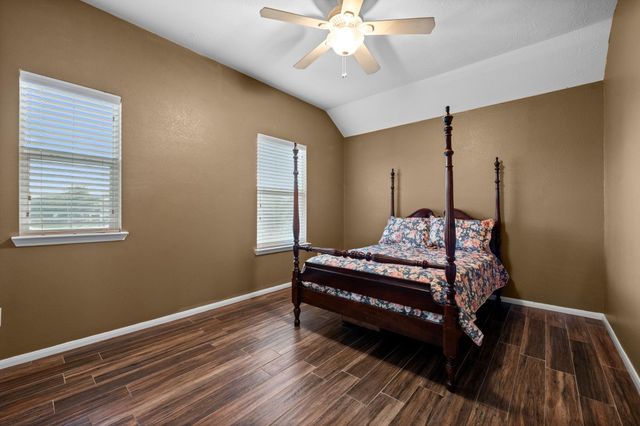 1505 Pastureview Drive, Pearland, TX 77581