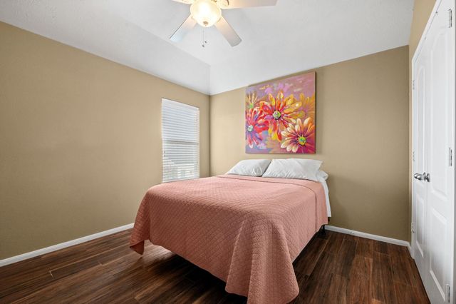 1505 Pastureview Drive, Pearland, TX 77581