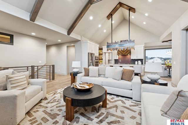 20102 W Street, Omaha, NE 68135