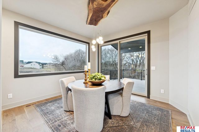 20102 W Street, Omaha, NE 68135