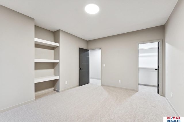 20102 W Street, Omaha, NE 68135