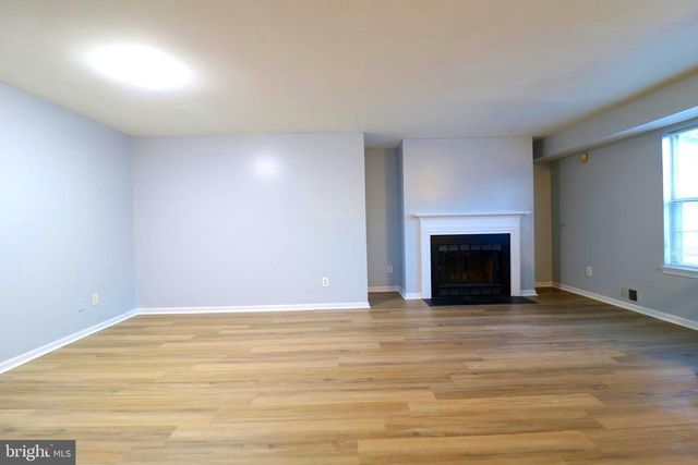 4152 DAWN VALLEY CT, Chantilly, VA 20151