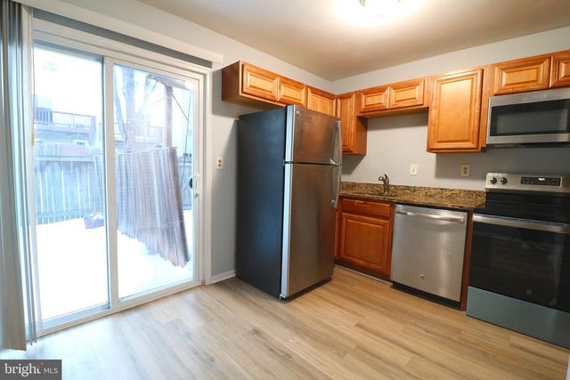 4152 DAWN VALLEY CT, Chantilly, VA 20151