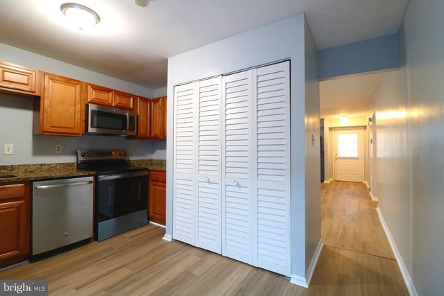 4152 DAWN VALLEY CT, Chantilly, VA 20151