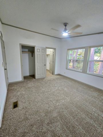 16222 Wild Oak Lane, Conroe, TX 77302