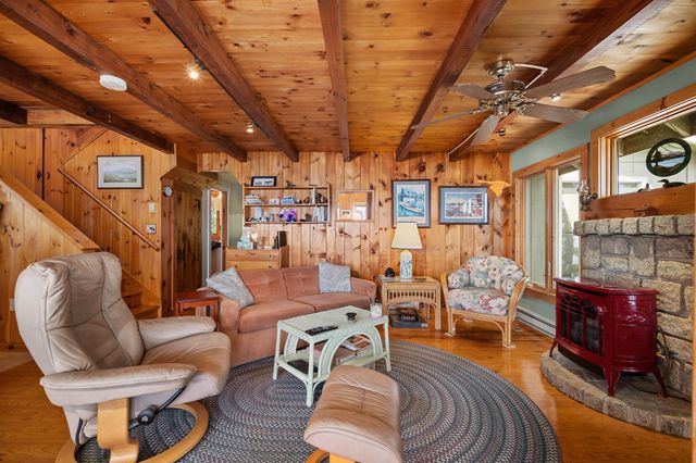 14 Lockes Island, Gilford, NH 03249