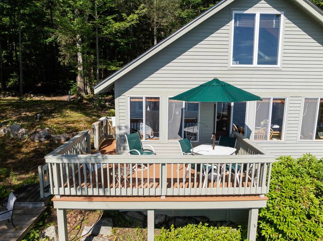 14 Lockes Island, Gilford, NH 03249